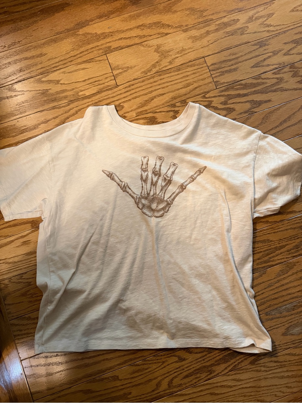 American Eagle Halloween Cream Tee
